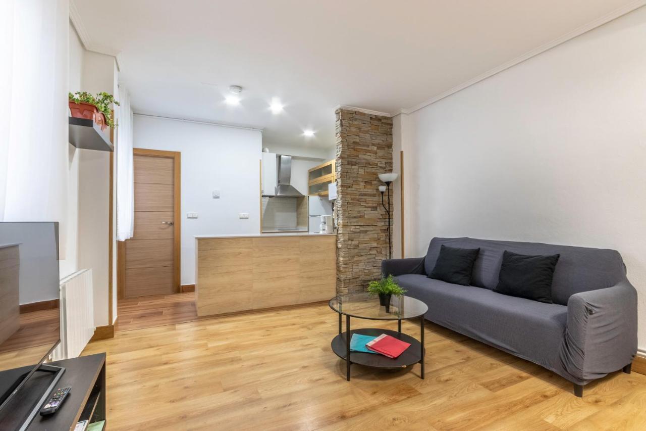 Apartamento Junto Al Guggenheim Con Parking Gratuito Билбао Екстериор снимка