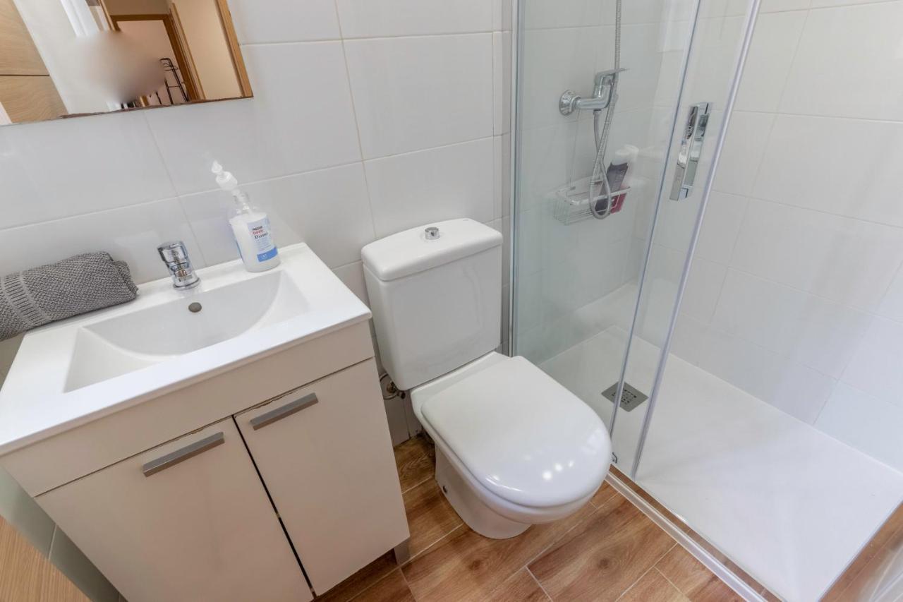 Apartamento Junto Al Guggenheim Con Parking Gratuito Билбао Екстериор снимка